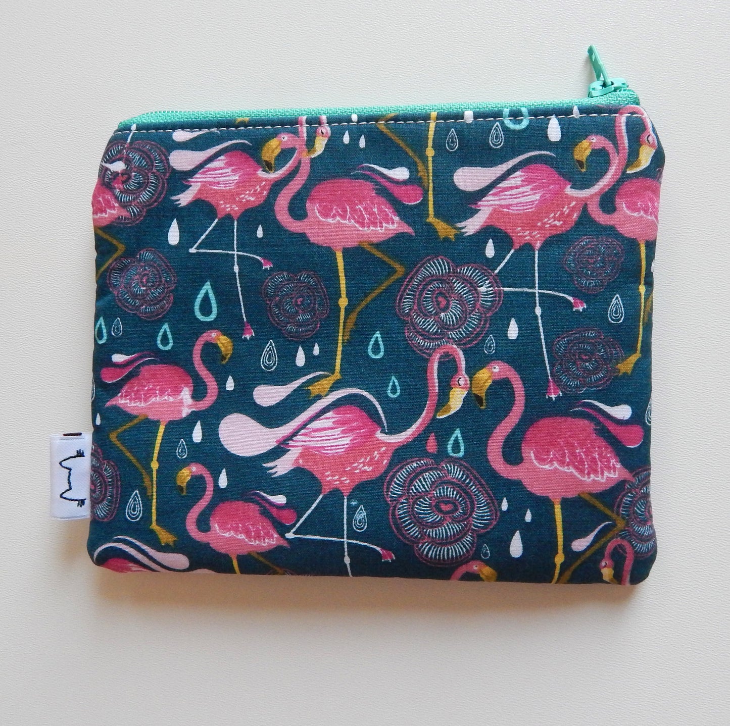 Flaminglow Pouch