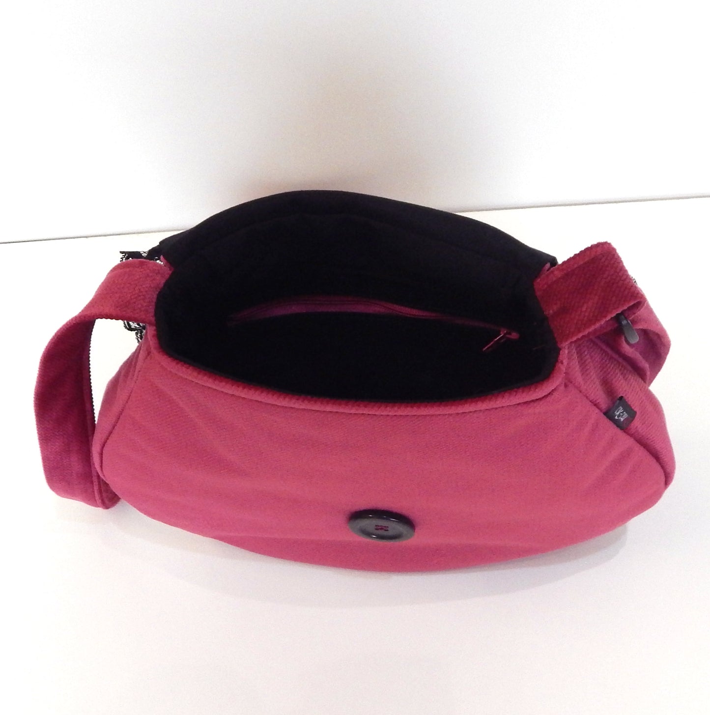 Retro Bloom Crossbody